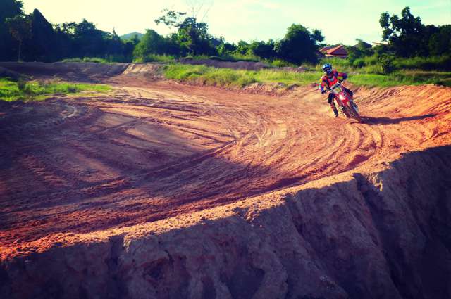 MOTORCROSS PICTURES